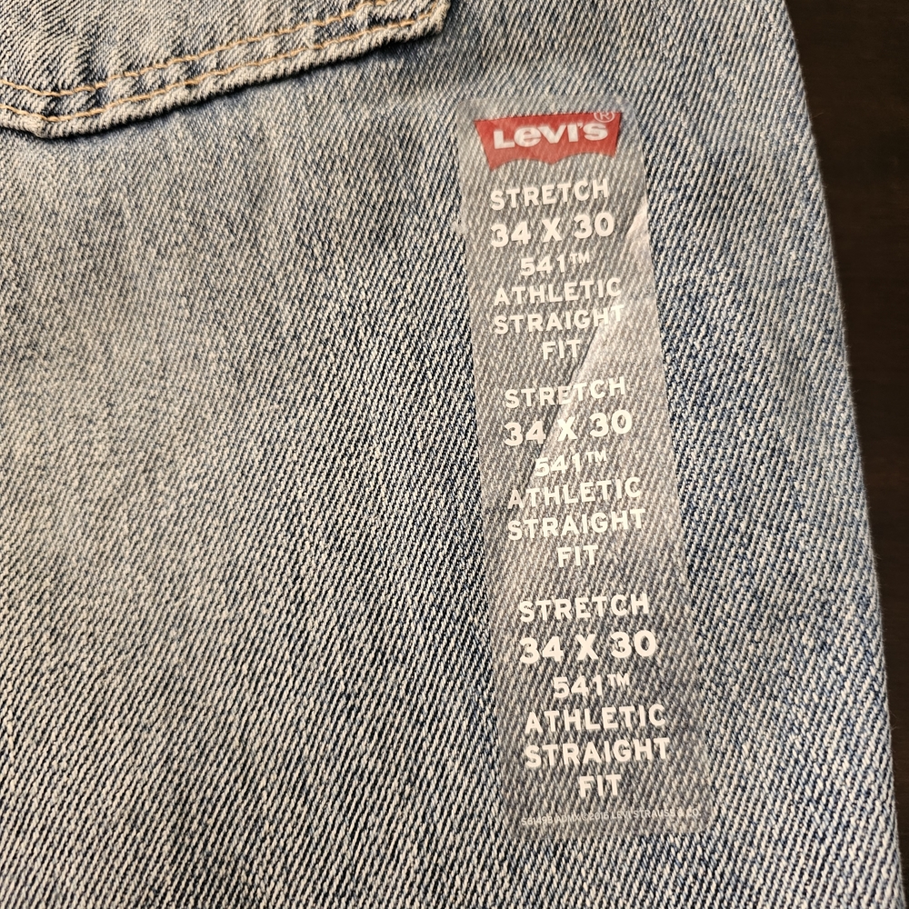 Men's Levi's - Picture 3 of 5